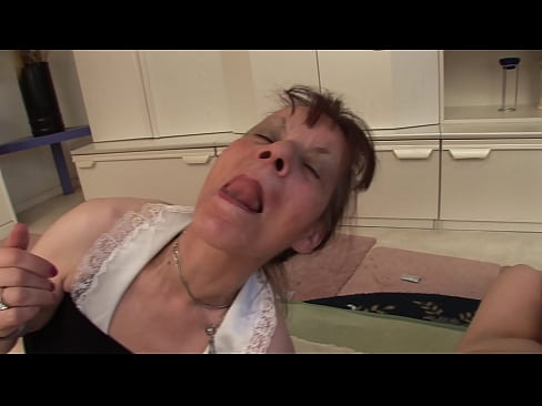 ❤️ Due nonne e un nonno fanno una cosa a tre ❤❌ Video di sessoal it.bassaniluigi.ru ❌❤
