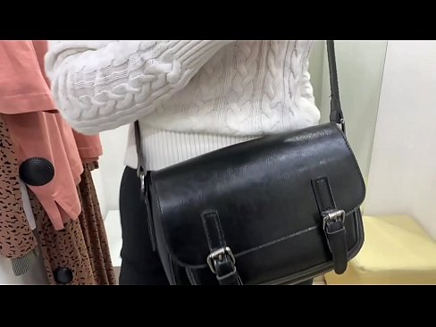 ❤️ Masturbazione pubblica della giovane cagna FeralBerry con un dildo nel camerino ❤❌ Video di sessoal it.bassaniluigi.ru ❌❤