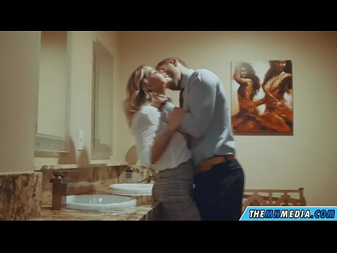 ❤️ Quando una bionda formosa ti seduce in un bagno pubblico ❤❌ Video di sessoal it.bassaniluigi.ru ❌❤